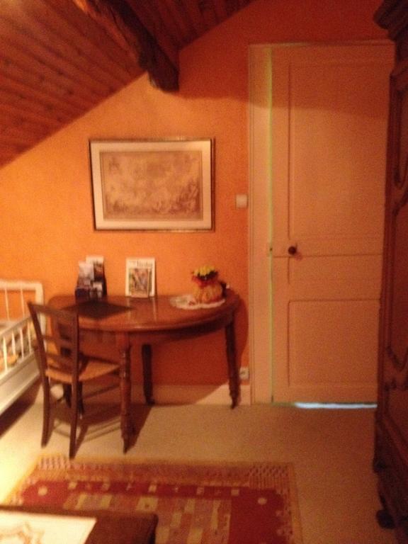 Chambres D'Hotes Des 3 Rois Verdun-sur-Meuse Room photo