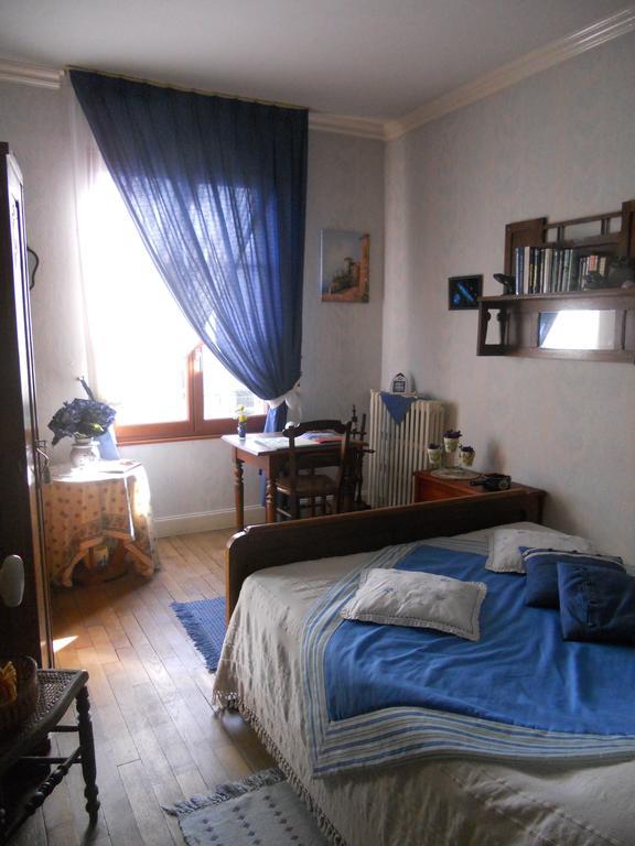 Chambres D'Hotes Des 3 Rois Verdun-sur-Meuse Room photo